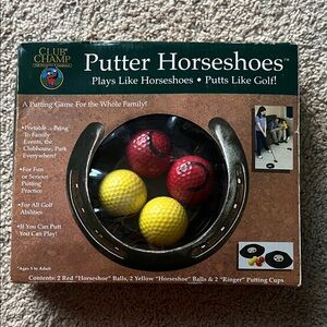 NWOT Putter Horseshoes Game Set - Red and Yellow